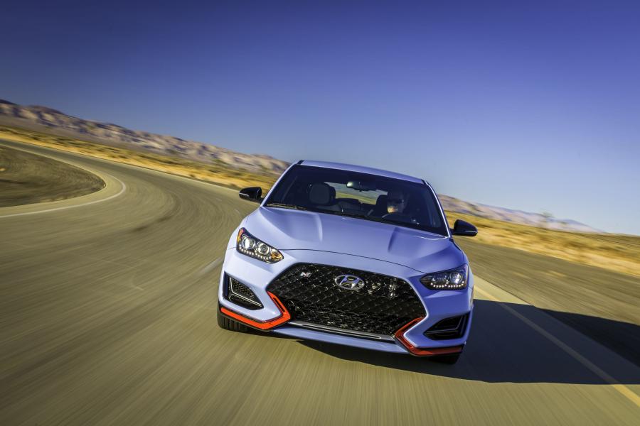  Hyundai Veloster N 2018 года  (NA) (фото 10 из 85)